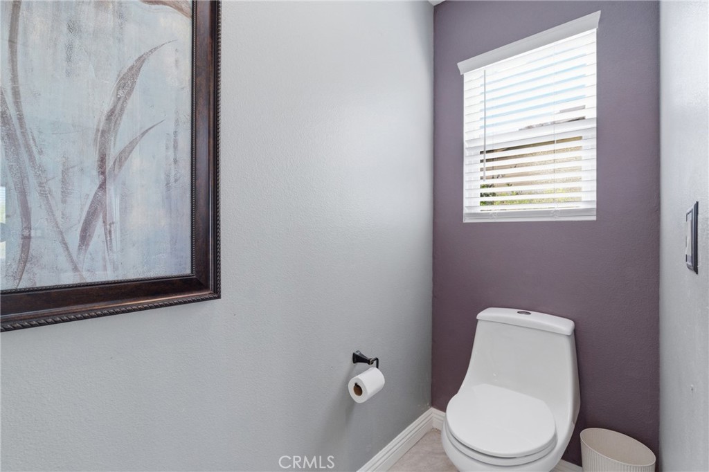 17765 Cape Jasmine Road Canyon Country, CA 91387 - Photo 44 of 57 Primary Bathroom