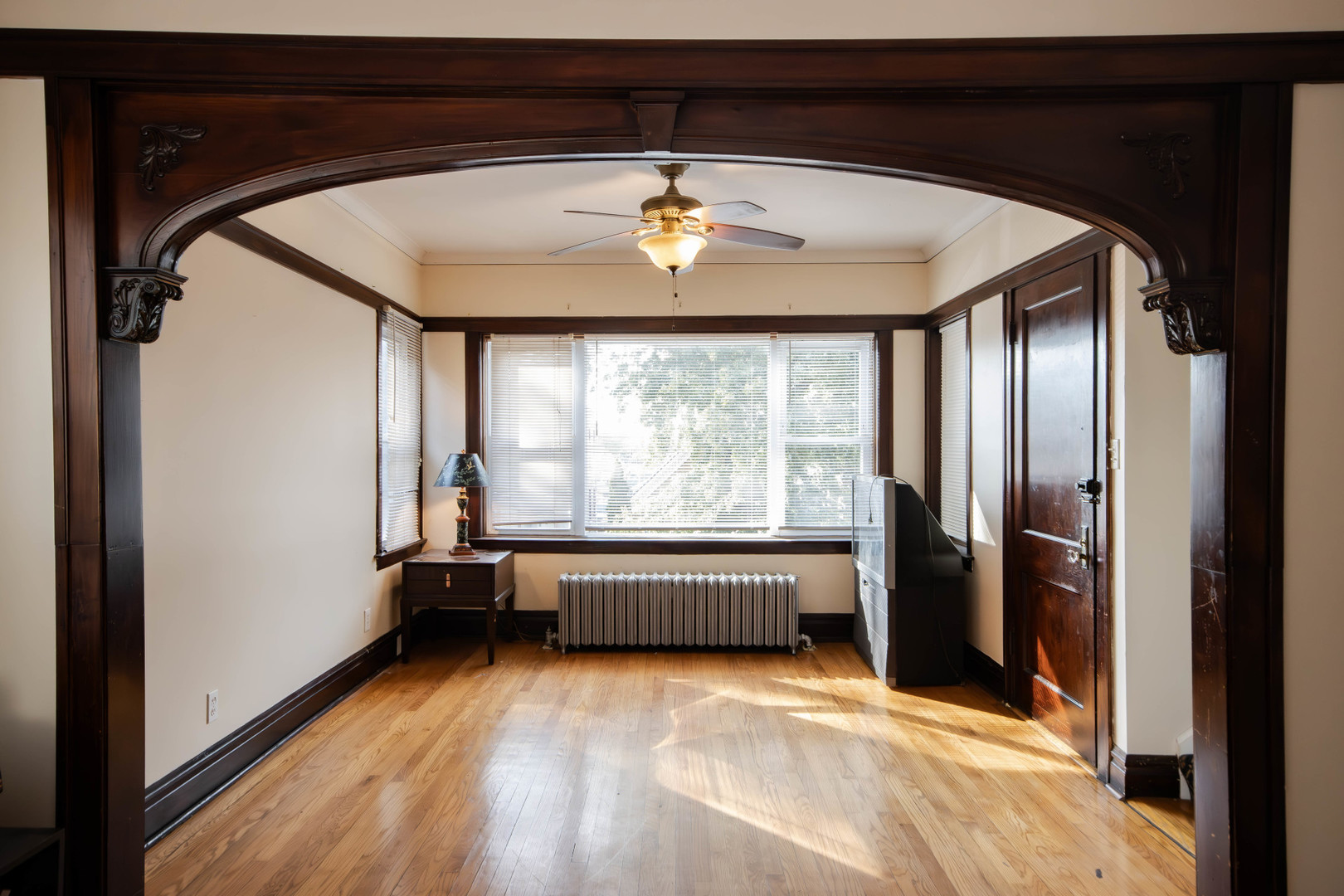 2309 South Ridgeway Avenue Chicago, IL 60623 - Photo 3 of 20 Gallery Image 3