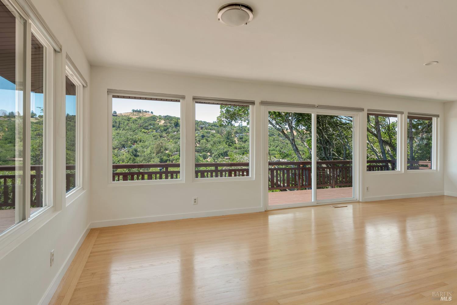77 Martling Road San Anselmo, CA 94960 - Photo 13 of 40