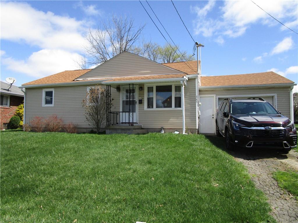 385 Emerson Avenue Farrell, PA 16121 - Photo 1 of 24