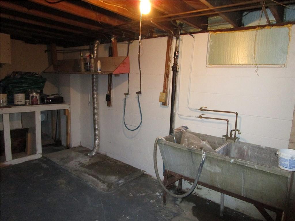385 Emerson Avenue Farrell, PA 16121 - Photo 19 of 24 Laundry hook ups in the basement