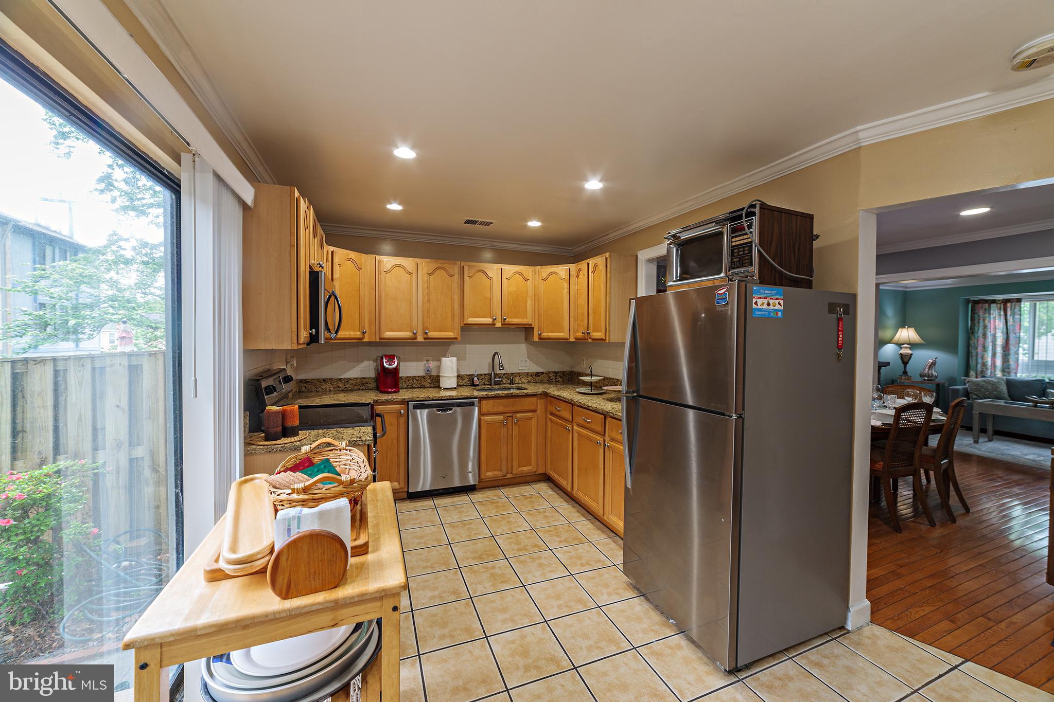 8757 Ridge Hollow Court Springfield, VA 22152 - Photo 14 of 50 Kitchen - View #1