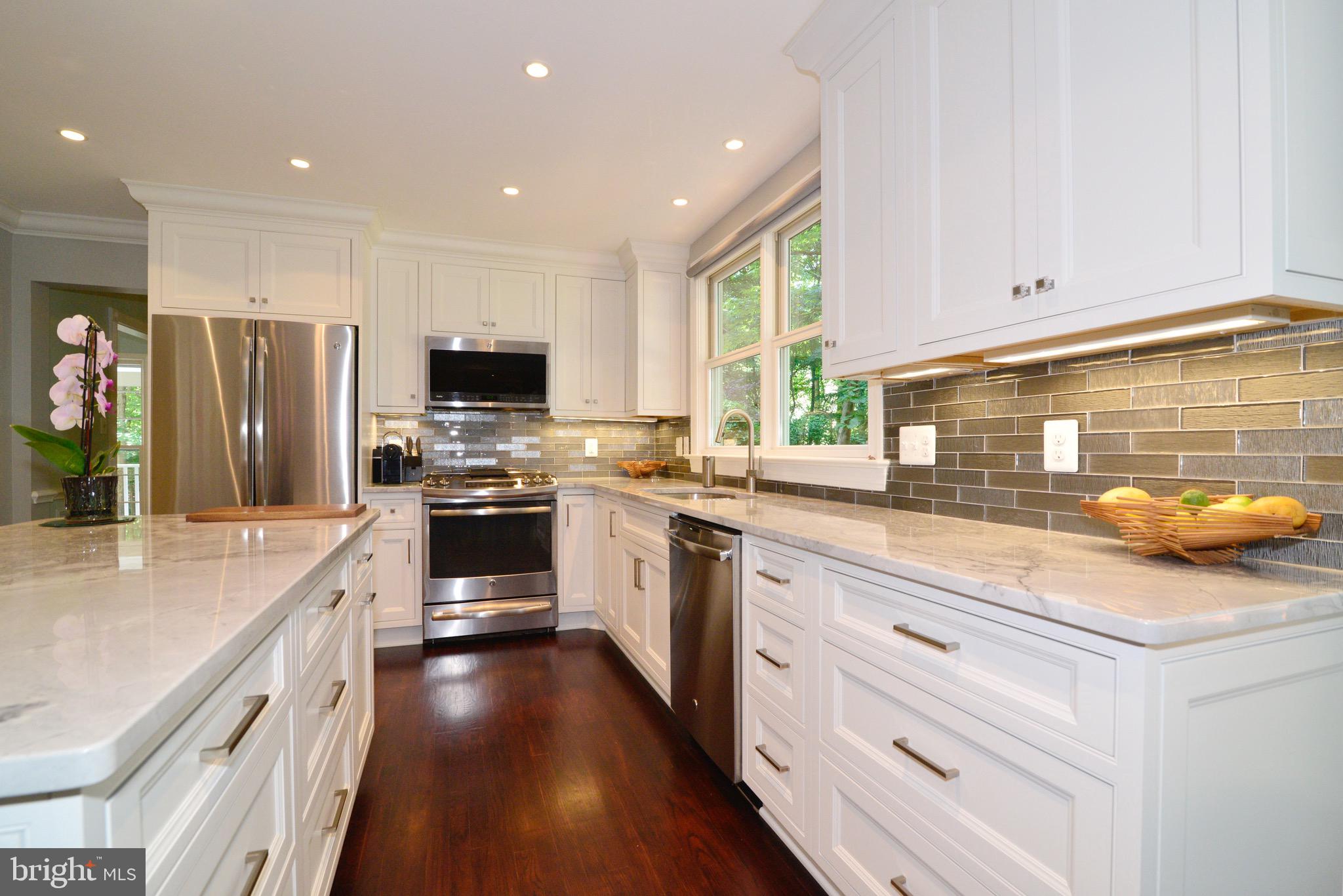 1610 Stowe Road Reston, VA 20194 - Photo 16 of 58