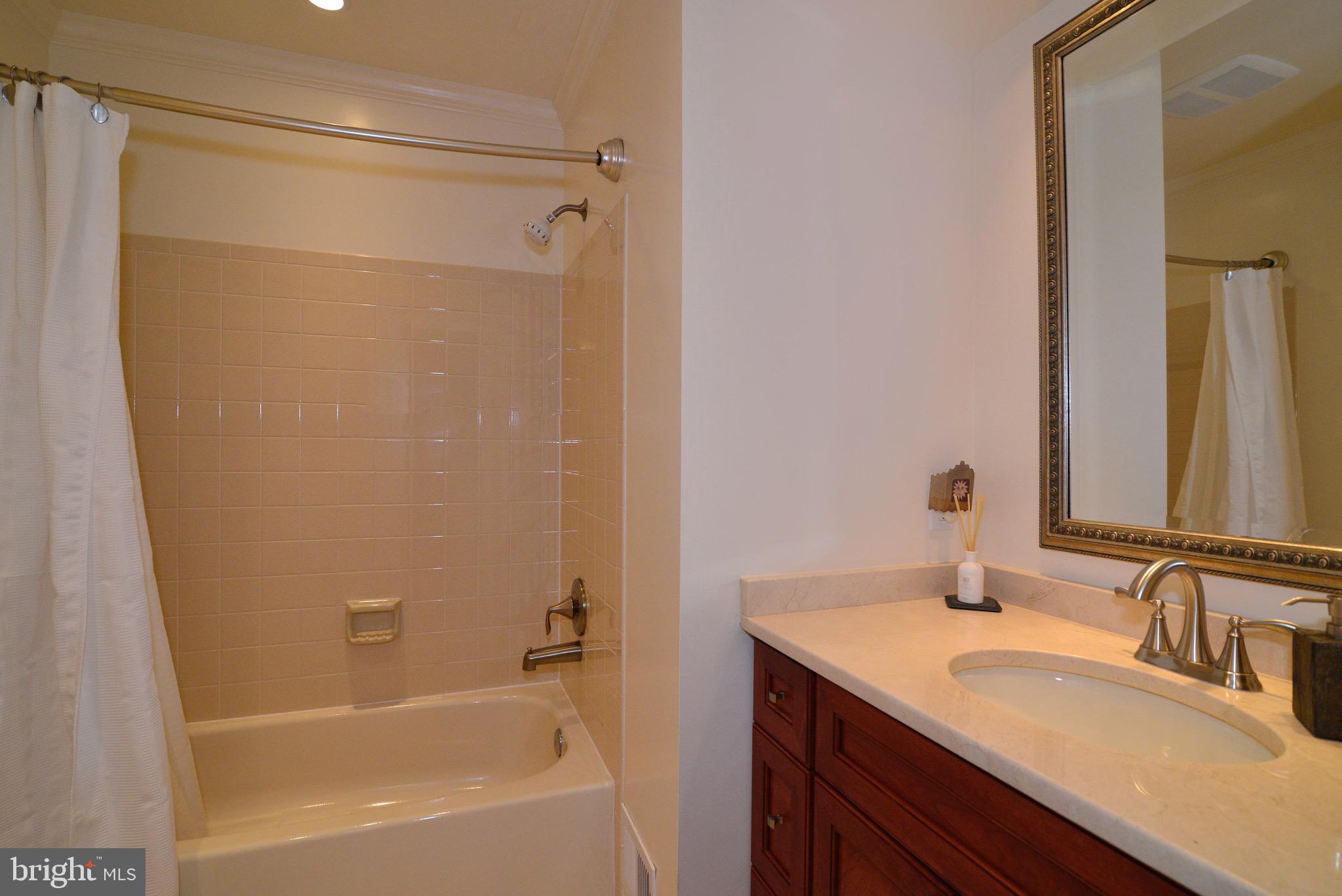 1610 Stowe Road Reston, VA 20194 - Photo 33 of 58