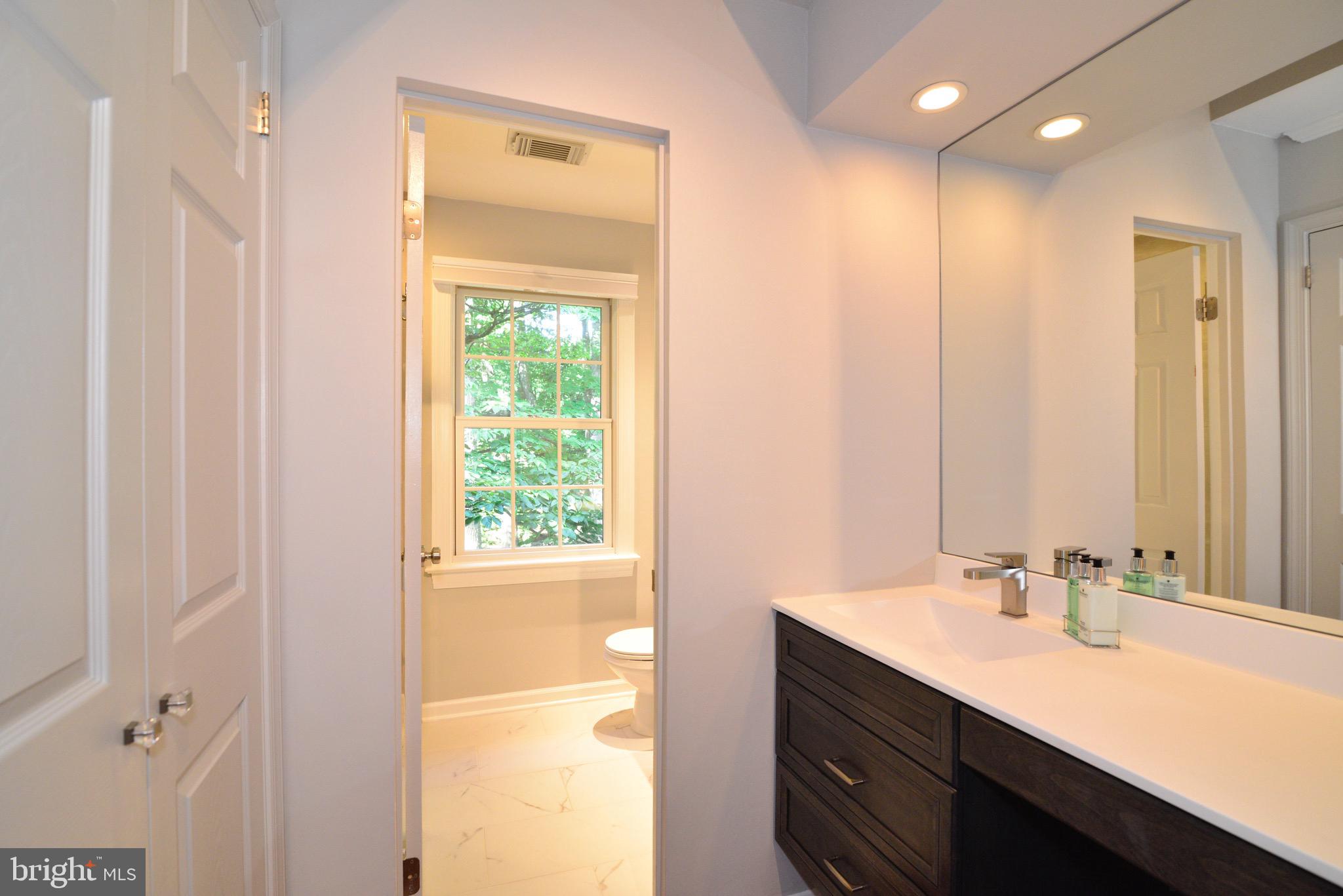 1610 Stowe Road Reston, VA 20194 - Photo 37 of 58