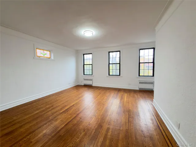 $3,000 | 1725 Paulding Avenue, Unit 2 | Morris Park