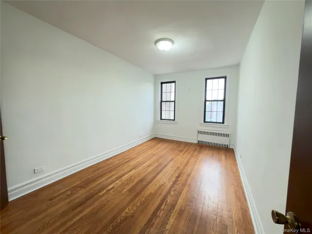 $3,100 | 1725 Paulding Avenue, Unit 2 | Morris Park
