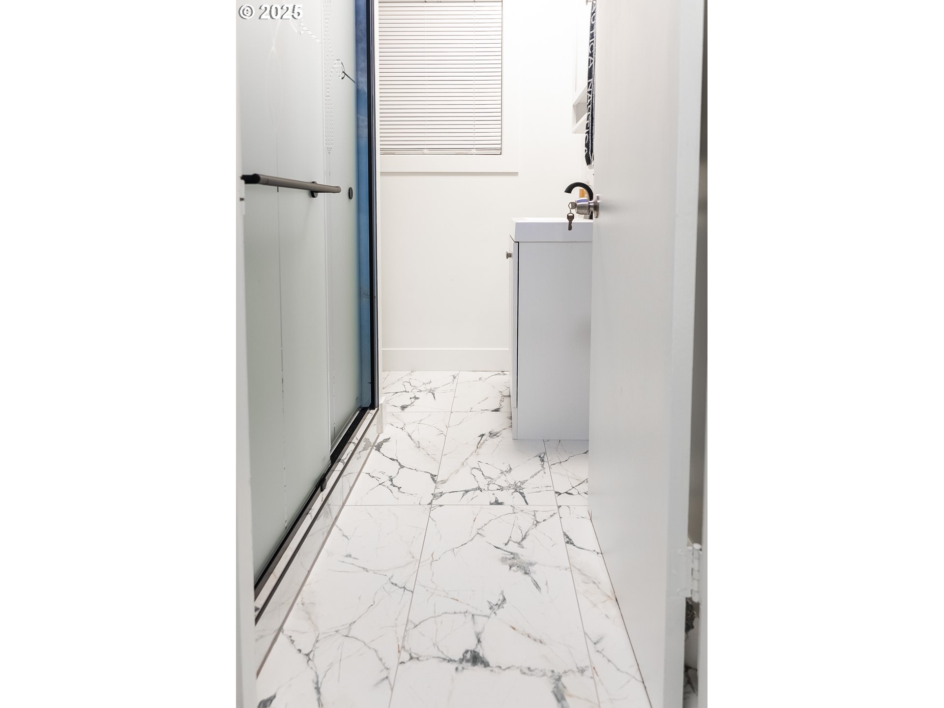 815 North King Street Seaside, OR 97138 - Photo 15 of 33