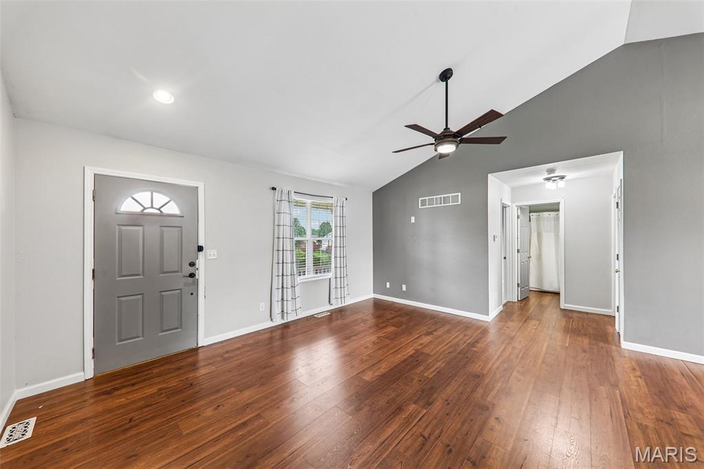 409 Hartman Lane Waterloo, IL 62298 - Photo 7 of 31