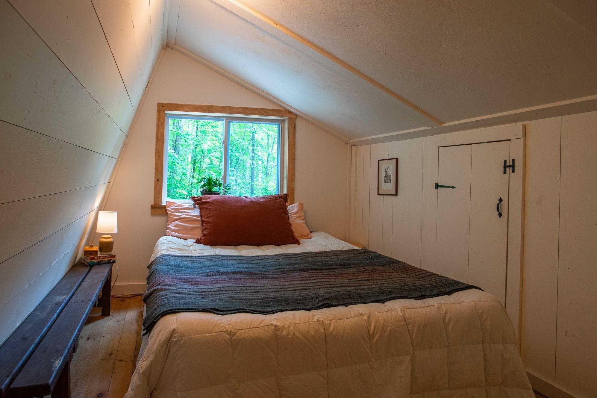 627 Hague Road Dummerston, VT 05301 - Photo 12 of 26