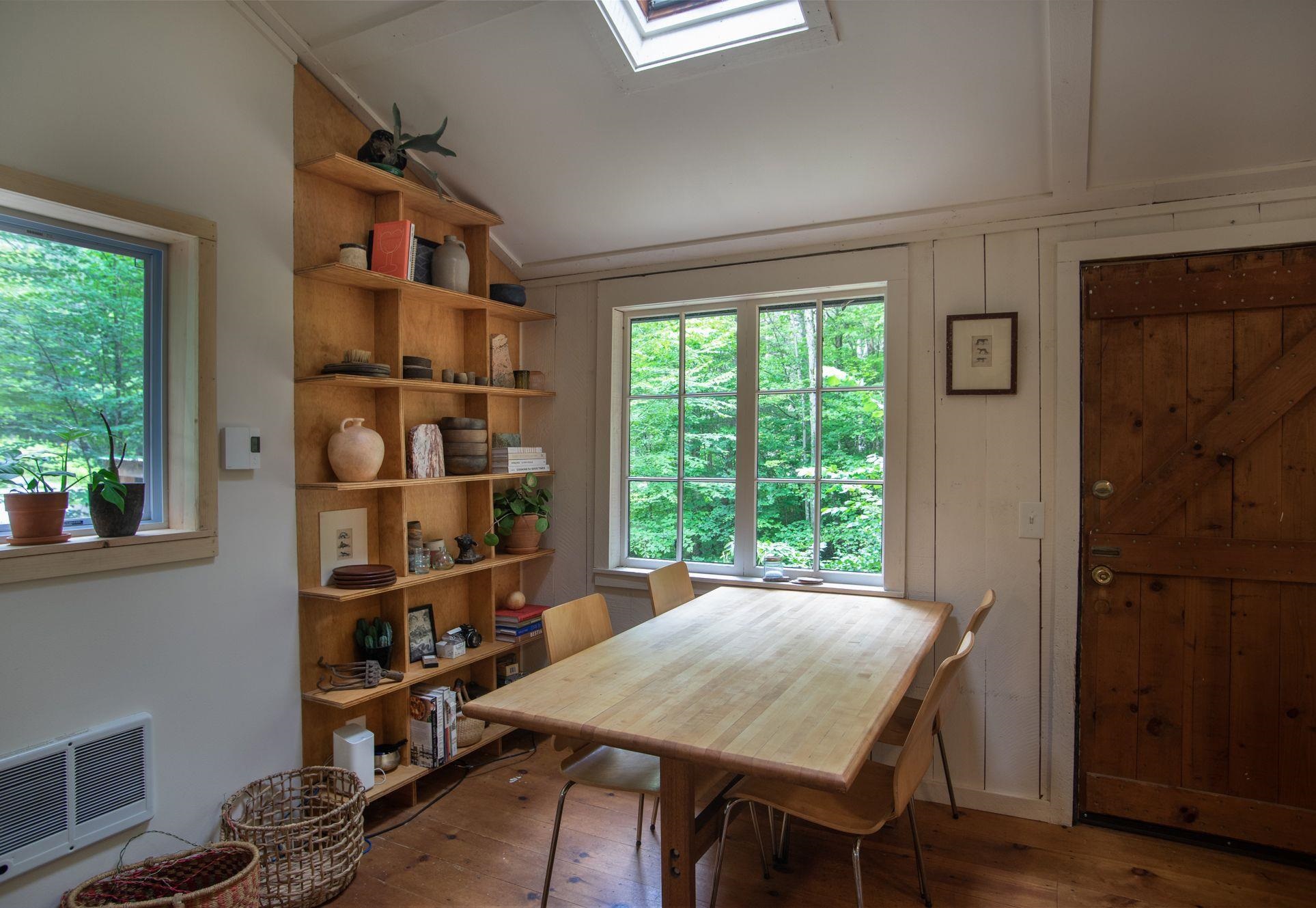 627 Hague Road Dummerston, VT 05301 - Photo 5 of 26