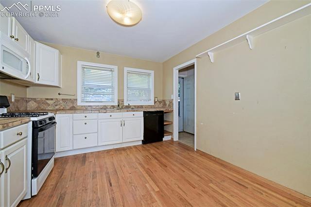 2452 Yorktown Road Colorado Springs, CO 80907 - Photo 7 of 22 Gallery Image 7