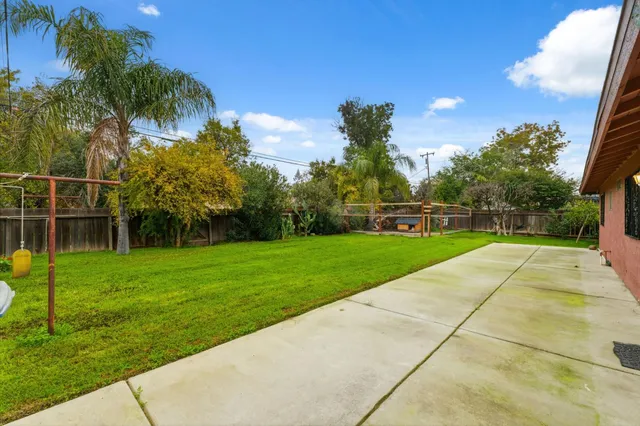 $375,000 | 204 West Cesar Chavez Boulevard, Fresno, CA 93706