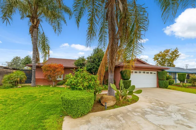 $375,000 | 204 West Cesar Chavez Boulevard, Fresno, CA 93706