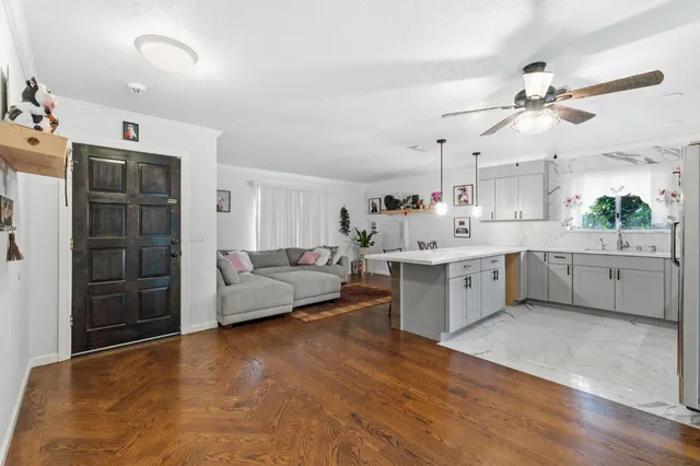 $375,000 | 204 West Cesar Chavez Boulevard, Fresno, CA 93706