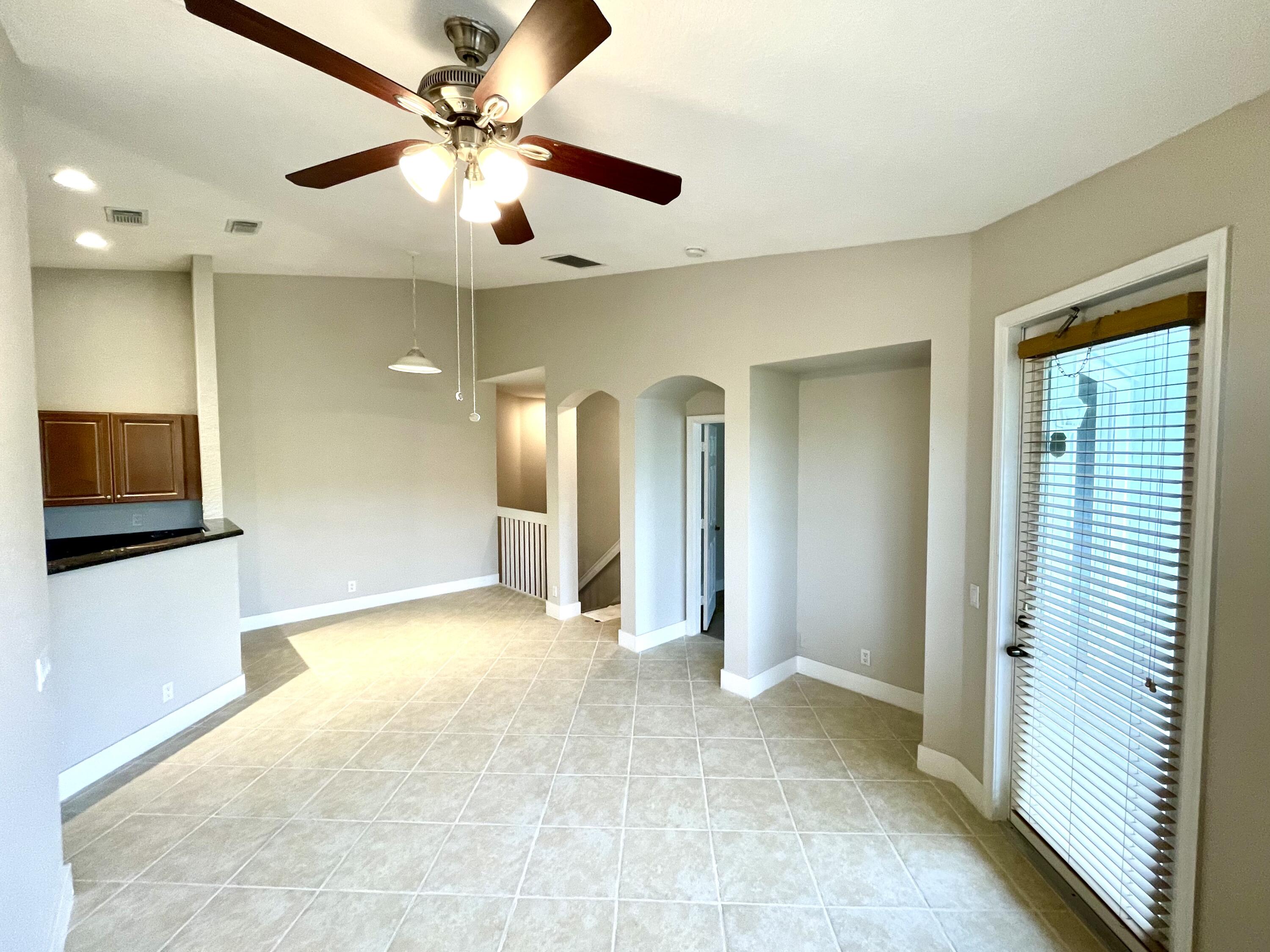 3043 Laurel Ridge Circle Riviera Beach, FL 33404 - Photo 8 of 35 IMG_9087