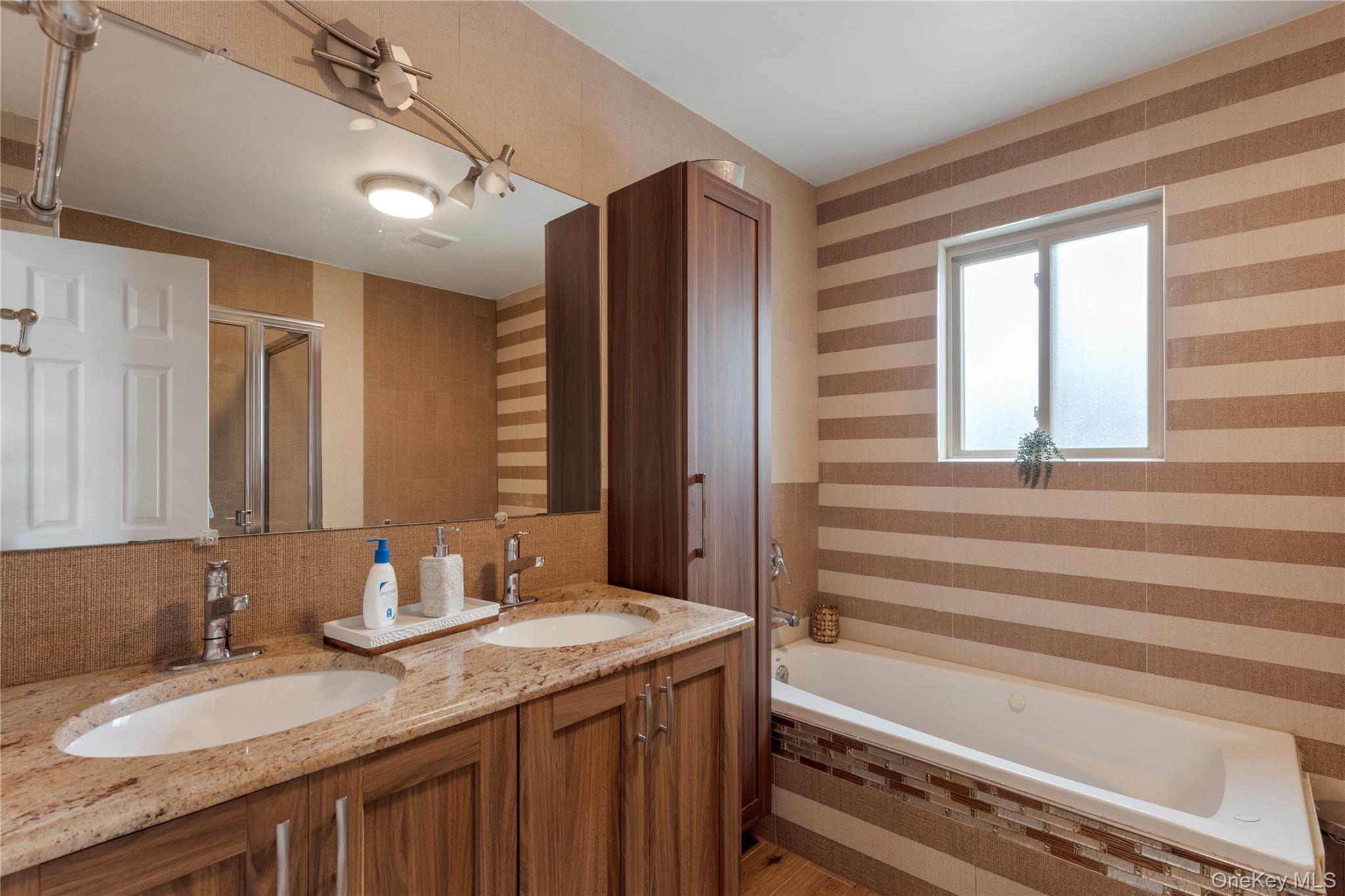 76-31 264th Street Queens, NY 11004 - Photo 23 of 33