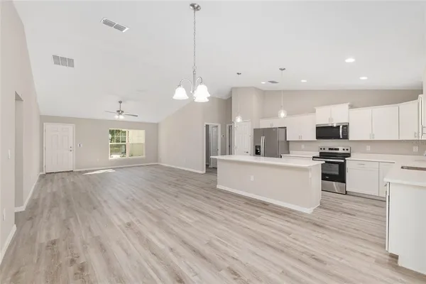$359,500 | 20760 Southwest 90th Loop, Dunnellon, FL 34431
