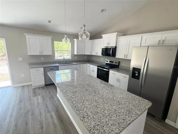 $359,500 | 20760 Southwest 90th Loop, Dunnellon, FL 34431