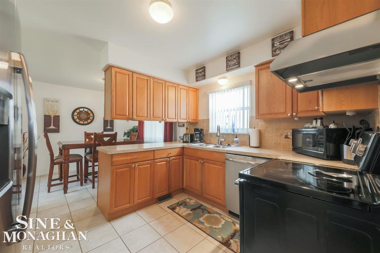 20720 Meier Road St. Clair Shores, MI 48081 - Photo 13 of 28
