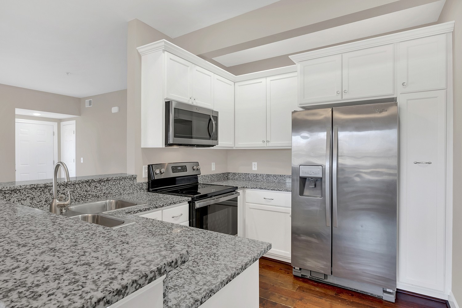 323 Boxmere Place Nashville, TN 37215 - Photo 11 of 29