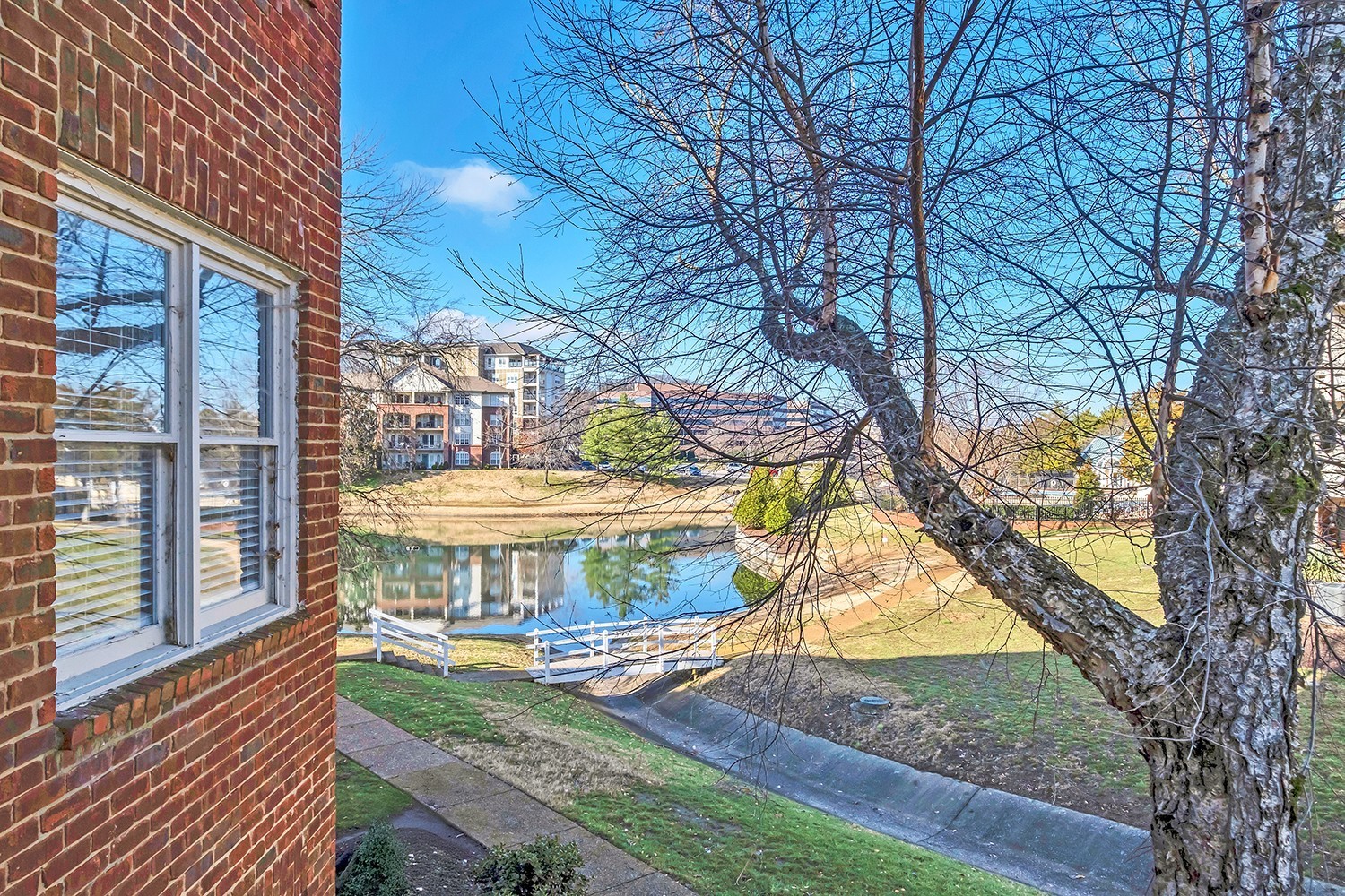 323 Boxmere Place Nashville, TN 37215 - Photo 3 of 29