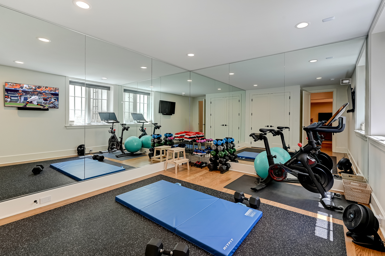 121 East 4th Street Hinsdale, IL 60521 - Photo 45 of 60