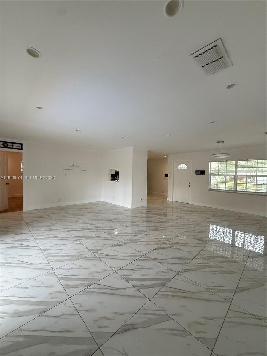 19253 Carolina Circle Boca Raton, FL 33434 - Photo 3 of 50