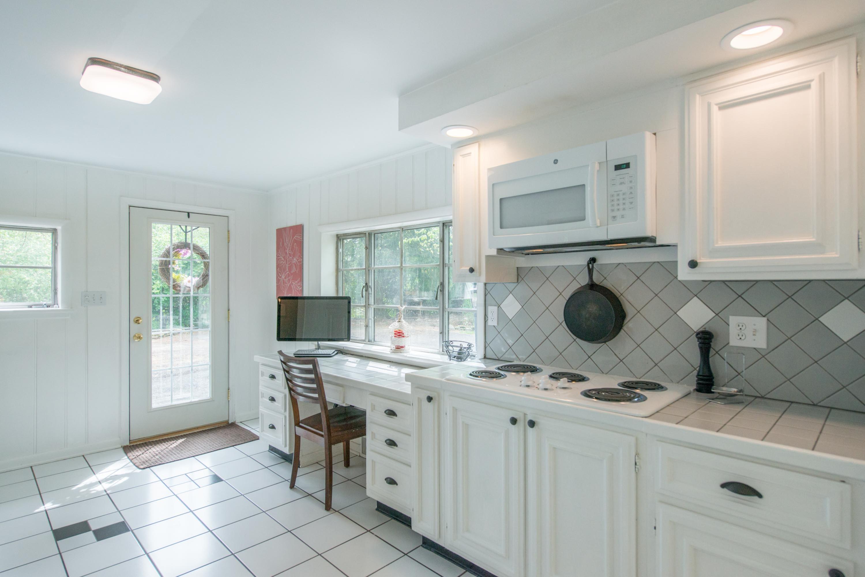 6367 Linworth Road Worthington, OH 43085 - Photo 17 of 50