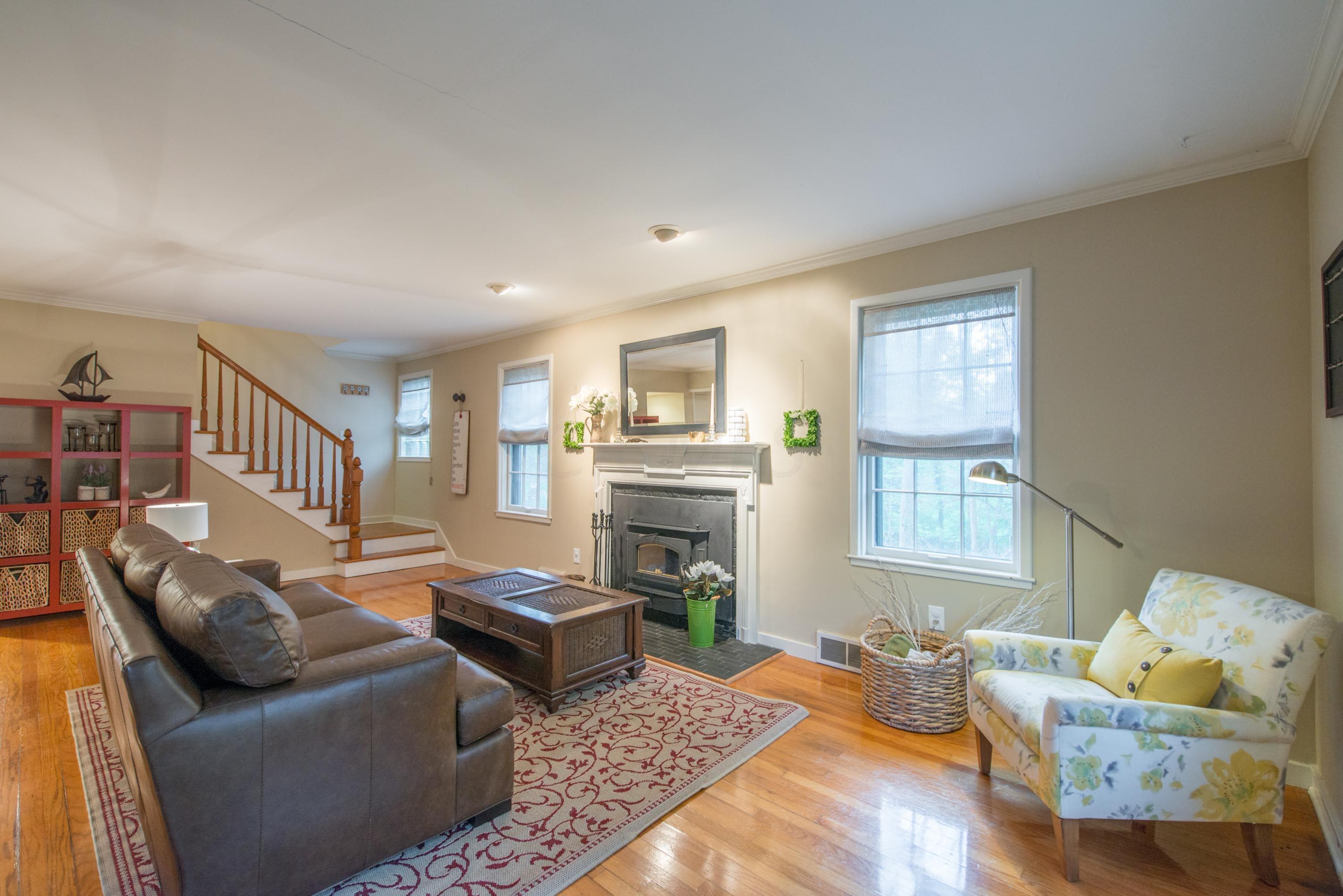 6367 Linworth Road Worthington, OH 43085 - Photo 2 of 50