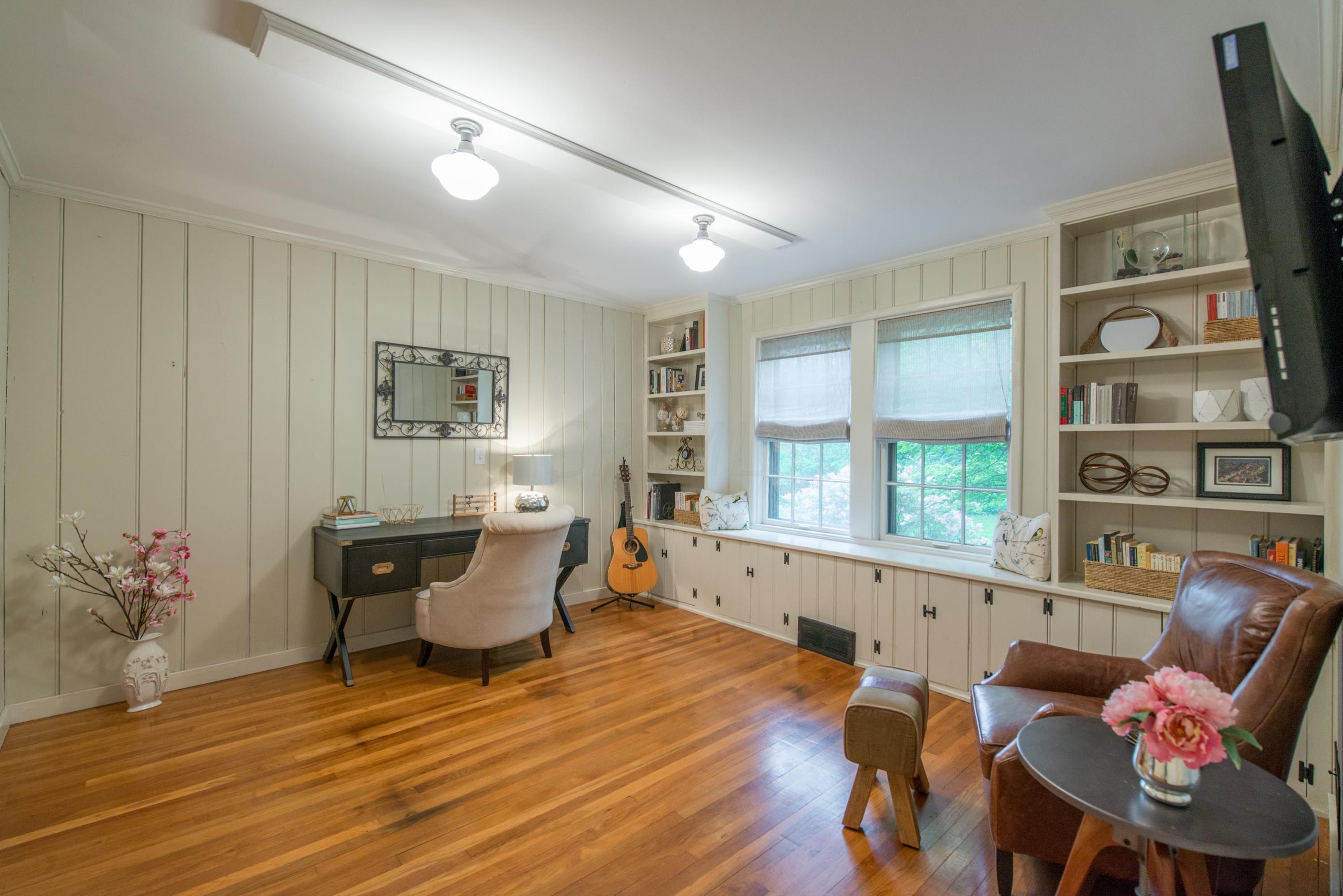 6367 Linworth Road Worthington, OH 43085 - Photo 5 of 50