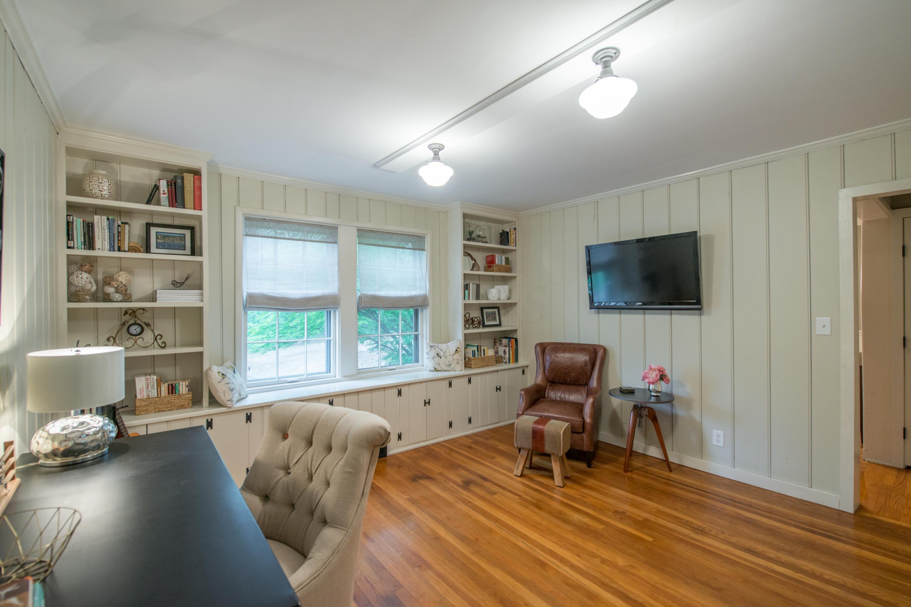 6367 Linworth Road Worthington, OH 43085 - Photo 6 of 50
