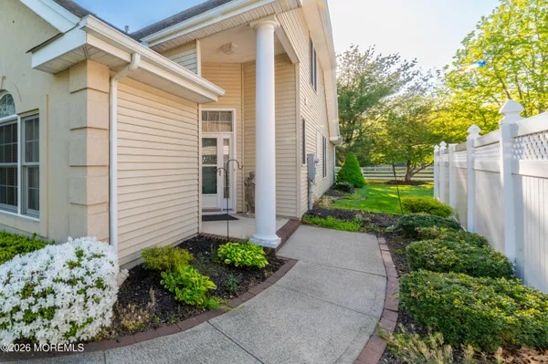 $998,000 | 18 Chesapeake Drive, Holmdel, NJ 07733