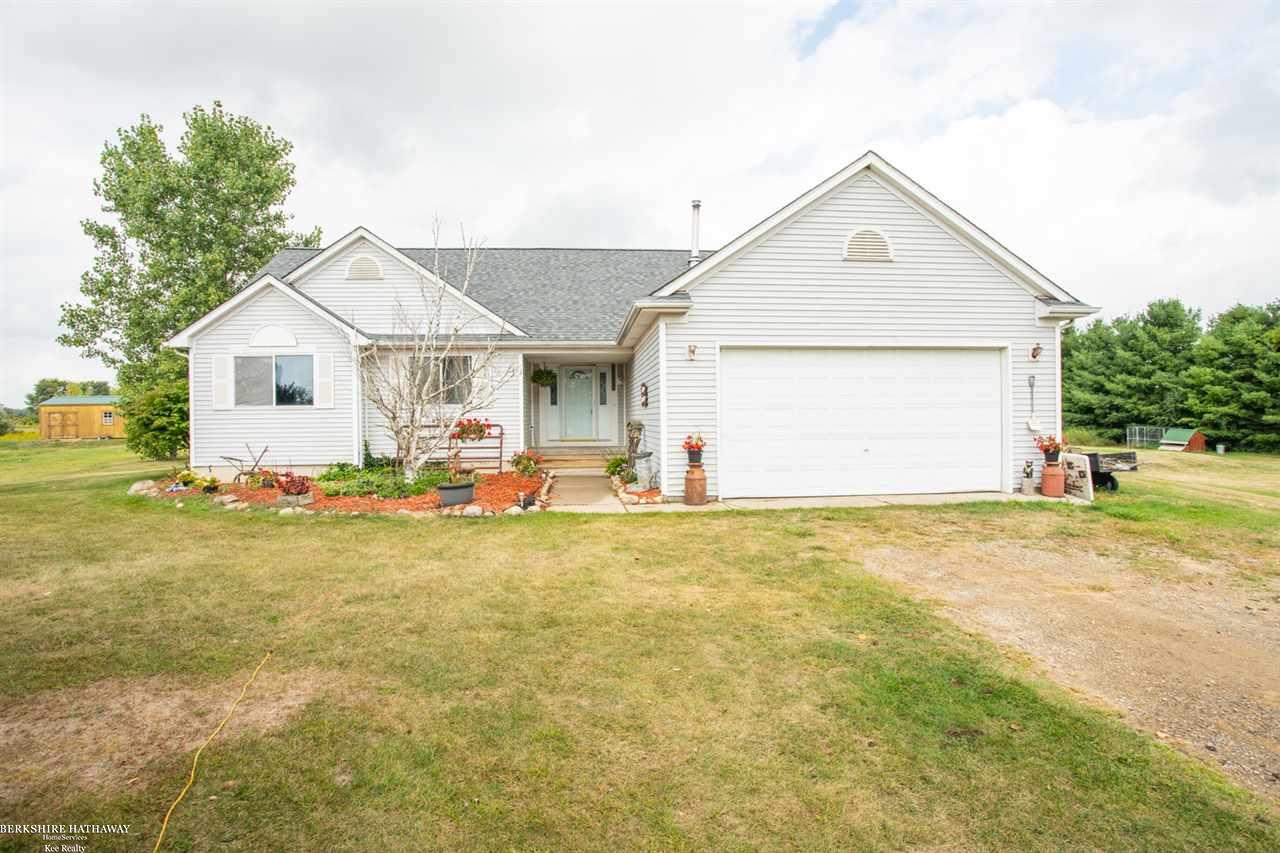 6533 Lyons Road Imlay City, MI 48444 - Photo 44 of 75 50008024-43.JPG