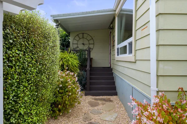 $695,000 | 3950 Via Real, Unit SPC 207, Carpinteria, CA 93013