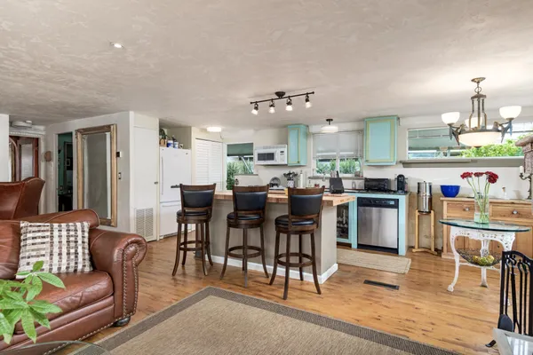 $695,000 | 3950 Via Real, Unit SPC 207, Carpinteria, CA 93013