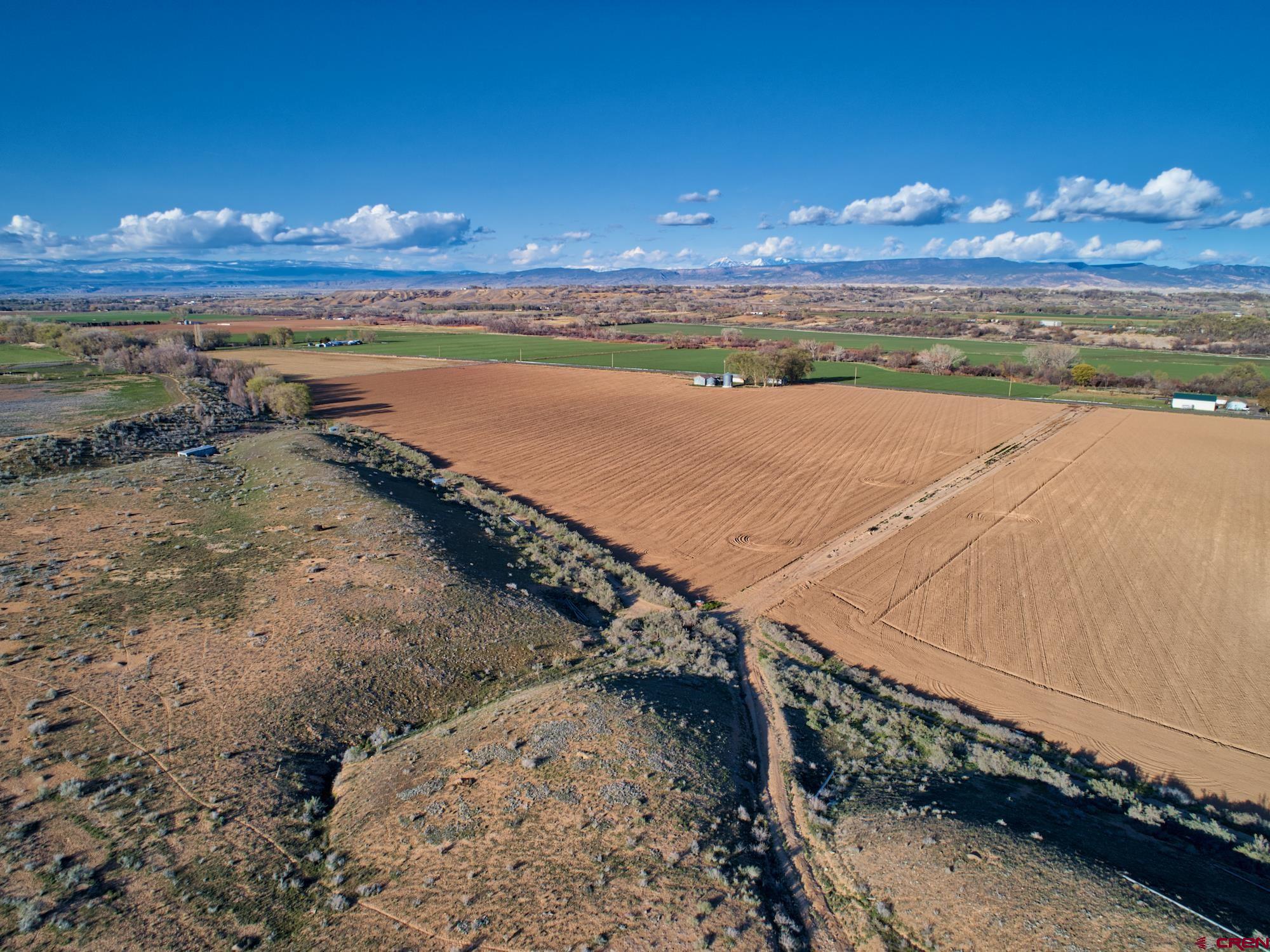 8139 5600th Road Olathe, CO 81425 - Photo 7 of 30 a view of an ocean and beach