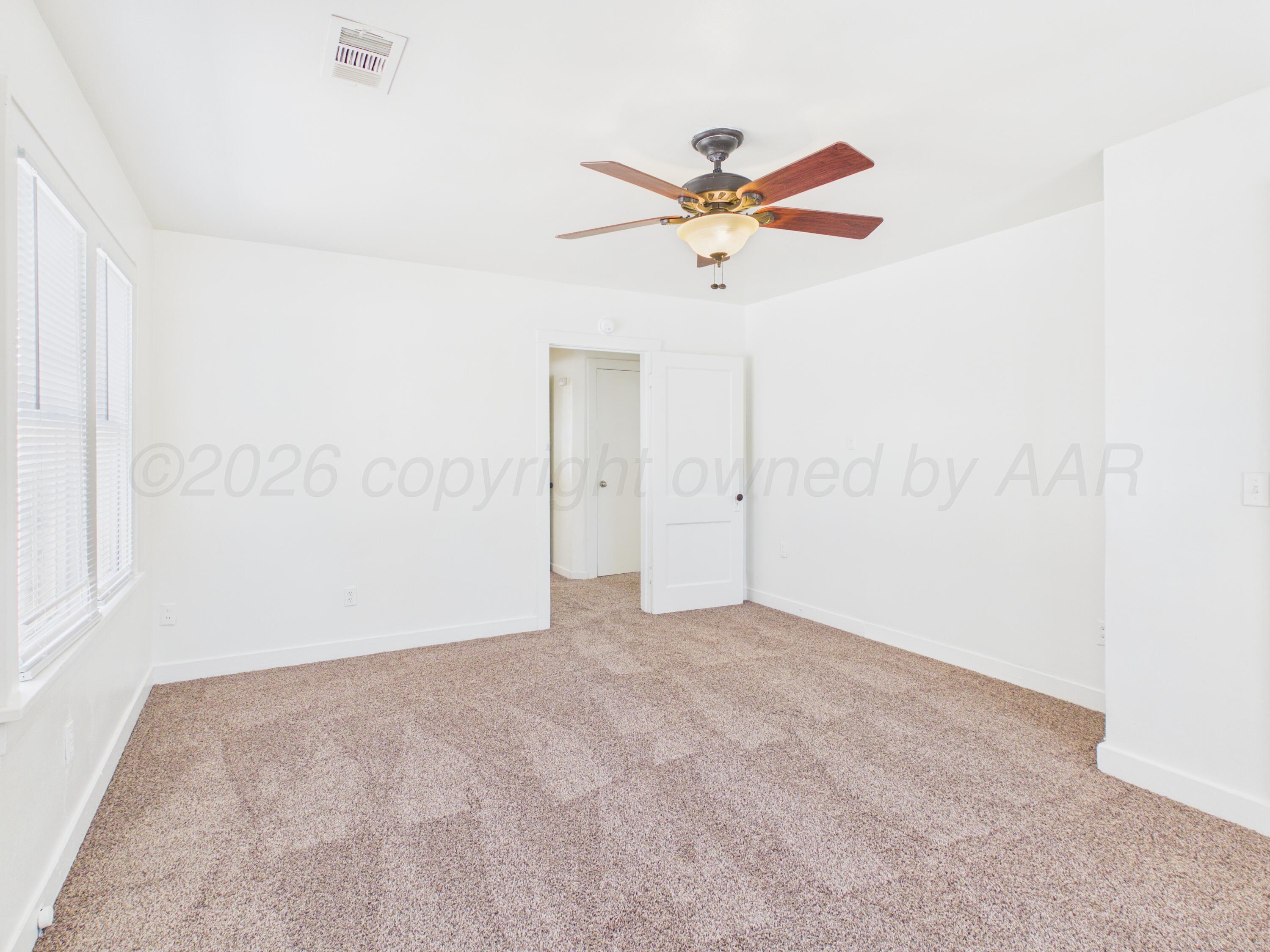 701 Sunset Terrace Amarillo, TX 79106 - Photo 15 of 29 CAM06442G6-PR0043-STILL010