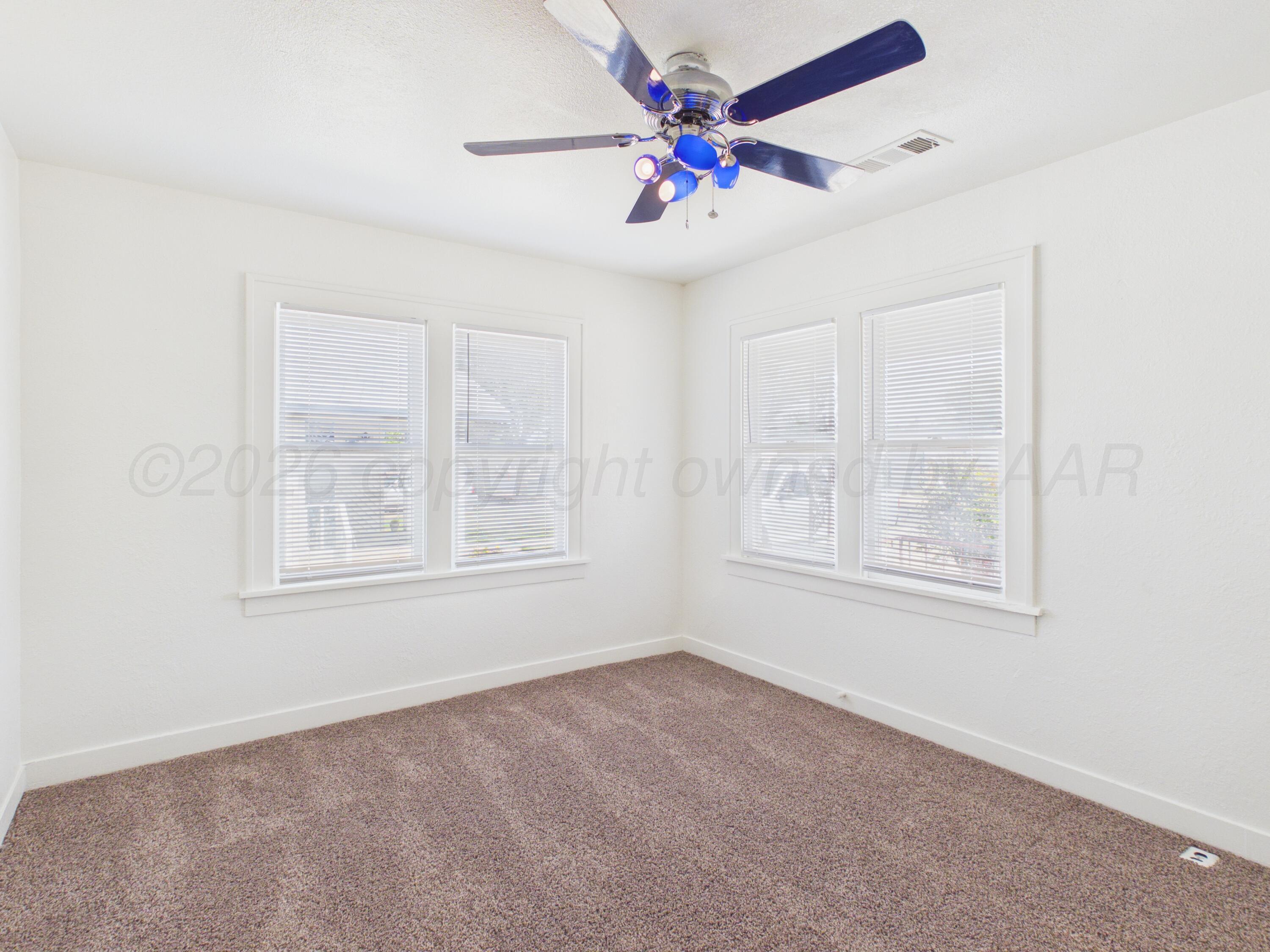 701 Sunset Terrace Amarillo, TX 79106 - Photo 17 of 29 CAM06442G6-PR0043-STILL012