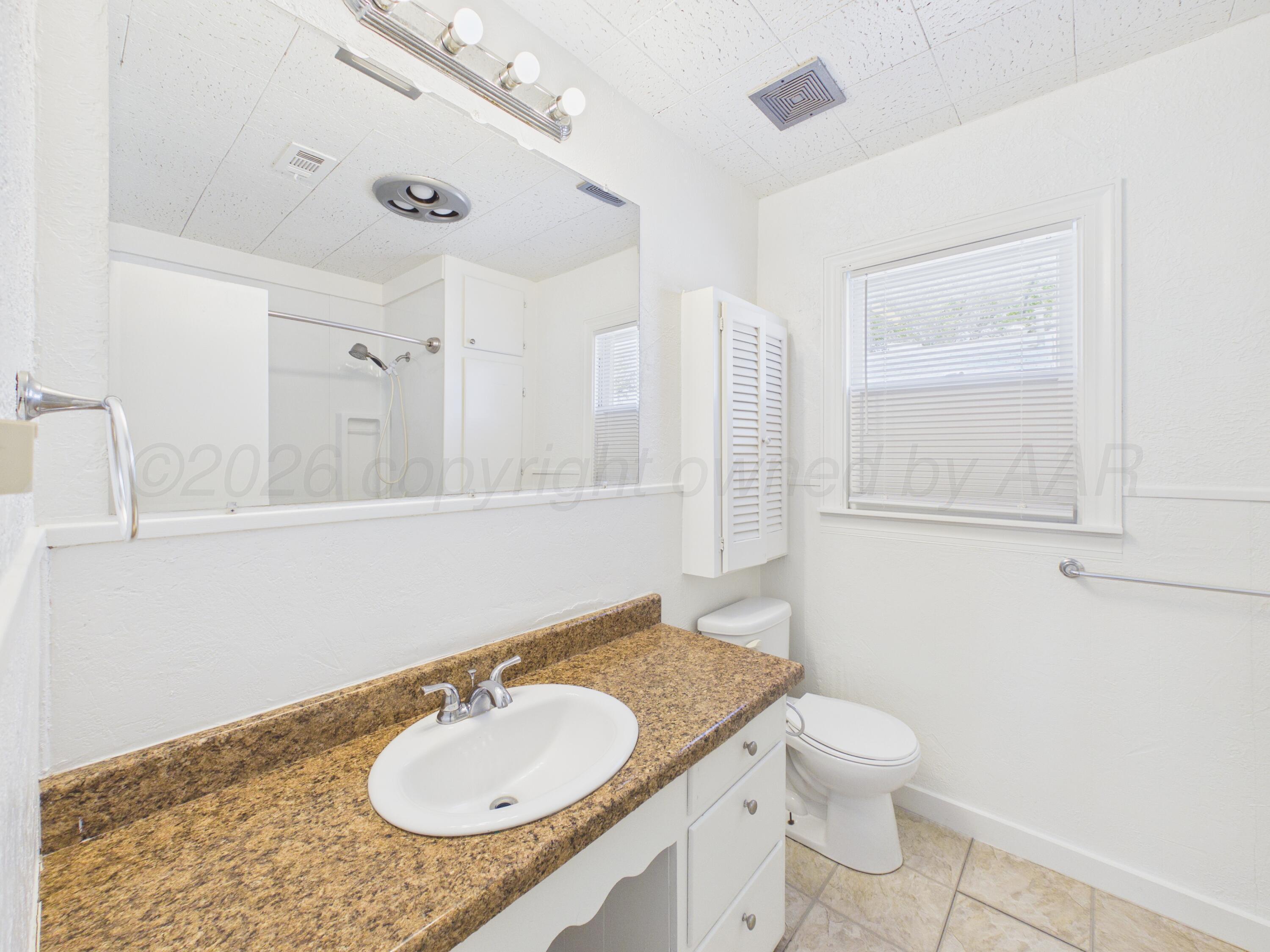 701 Sunset Terrace Amarillo, TX 79106 - Photo 20 of 29 CAM06442G6-PR0043-STILL015