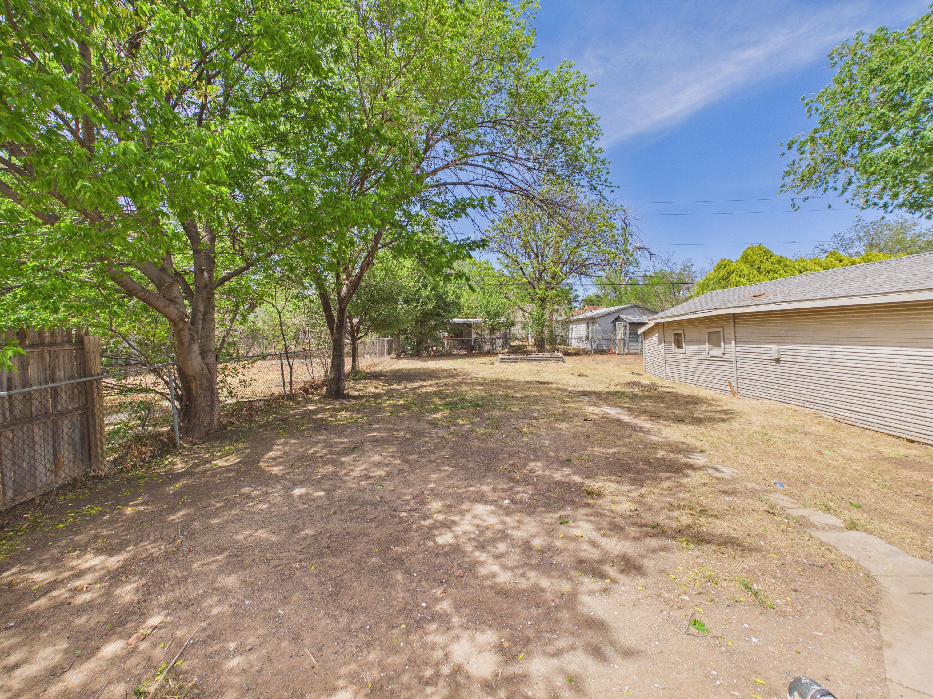 701 Sunset Terrace Amarillo, TX 79106 - Photo 26 of 29 CAM06442G6-PR0043-STILL022