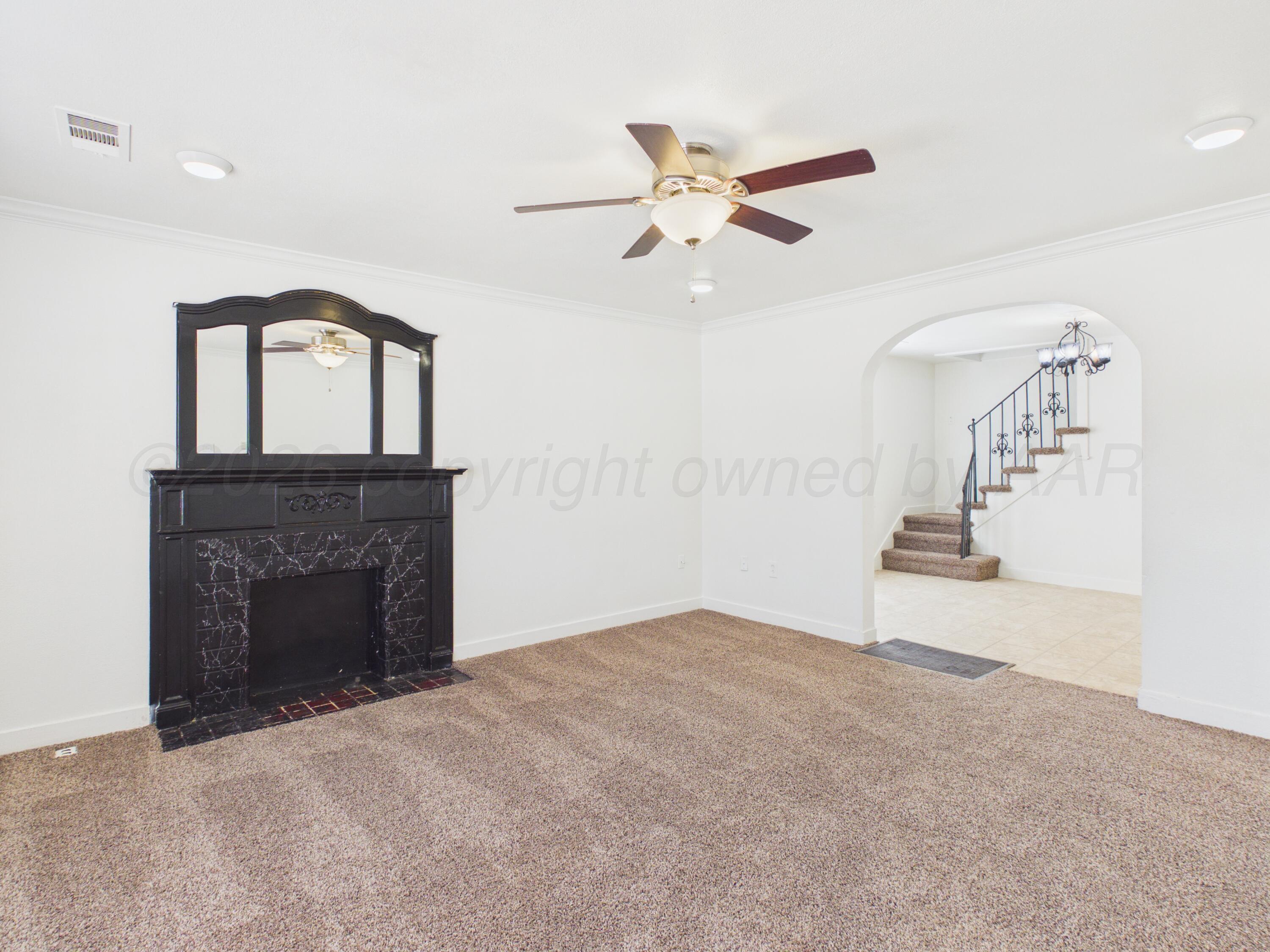 701 Sunset Terrace Amarillo, TX 79106 - Photo 4 of 29 CAM06442G6-PR0043-STILL004
