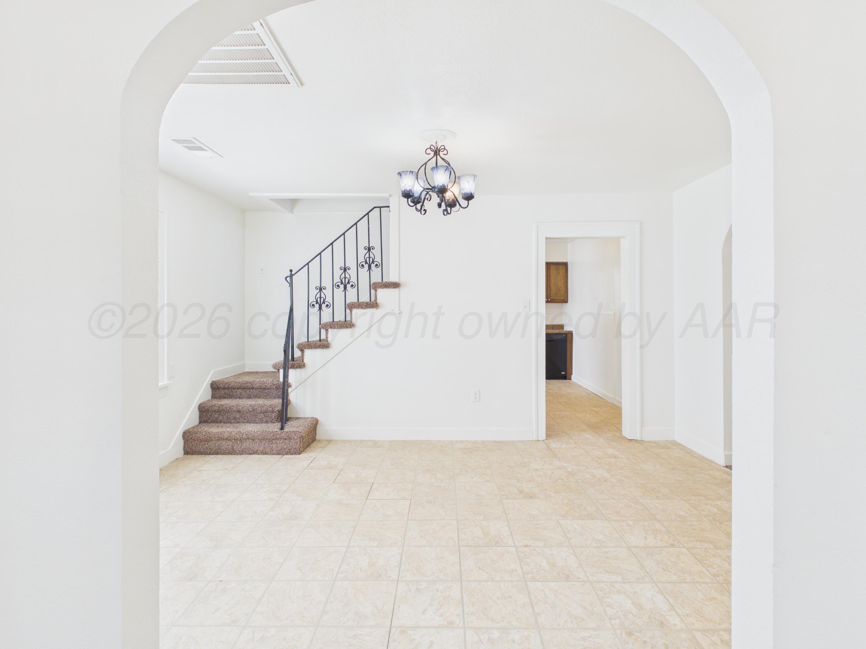 701 Sunset Terrace Amarillo, TX 79106 - Photo 6 of 29 CAM06442G6-PR0043-STILL006