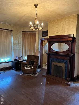 $150,000 | 101 East 1st N Street, Mount Olive, IL 62069