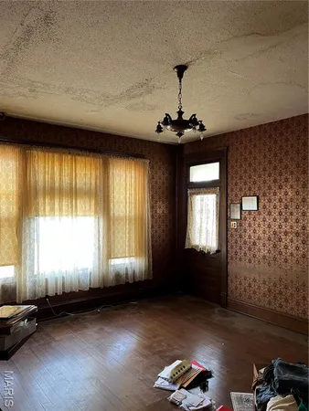 $150,000 | 101 East 1st N Street, Mount Olive, IL 62069