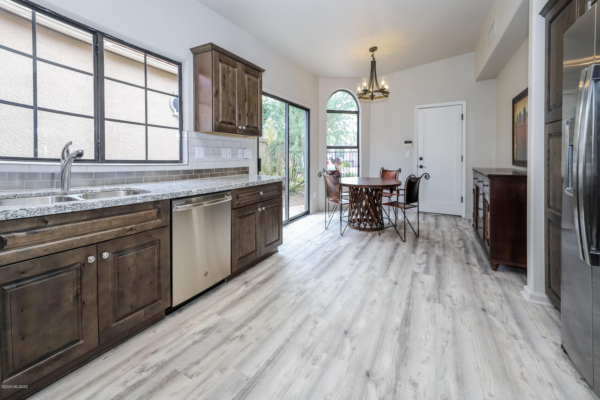 5845 North Misty Ridge Drive Tucson, AZ 85718 - Photo 10 of 34