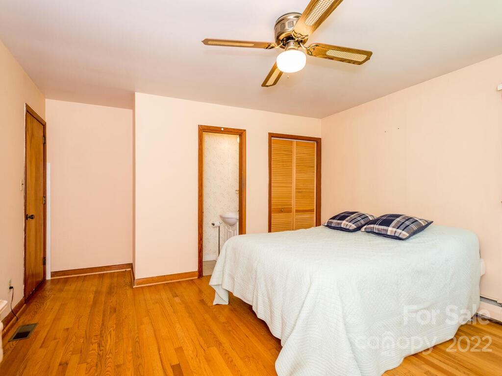3 Barclay Road Candler, NC 28715 - Photo 17 of 36 Gallery Image 17