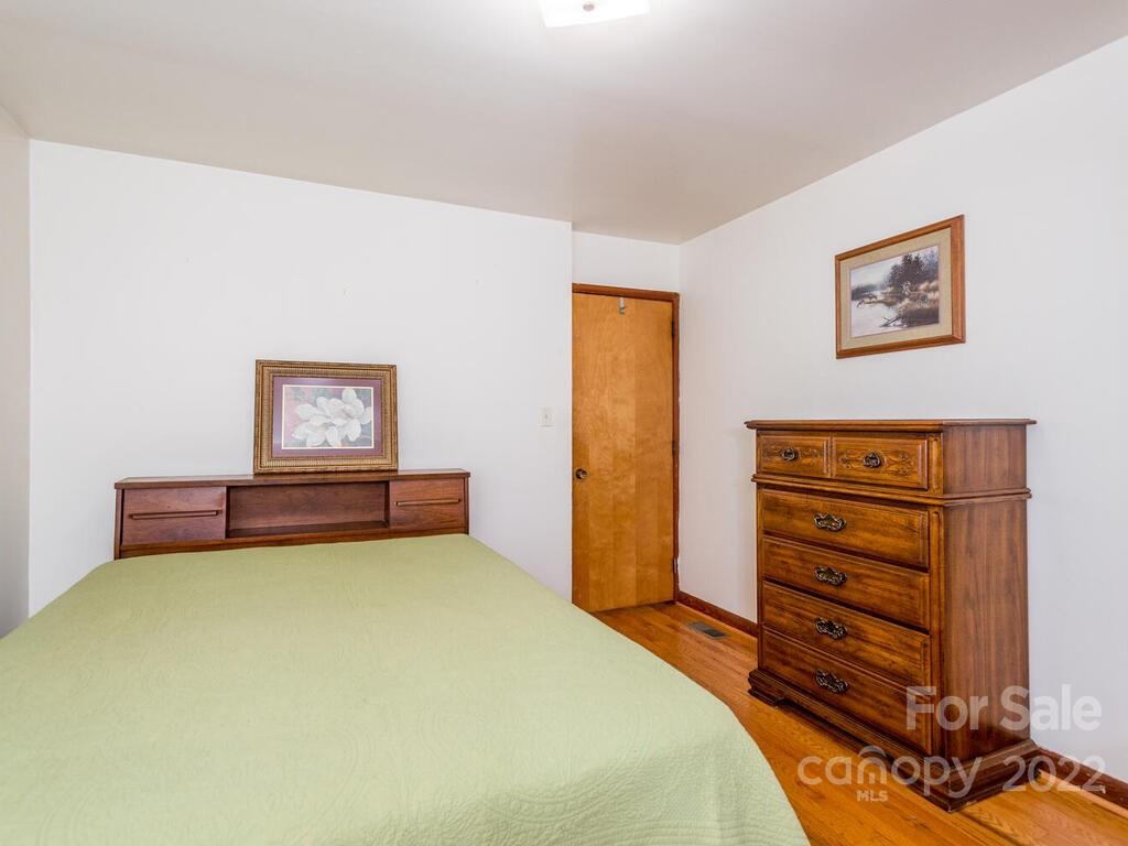 3 Barclay Road Candler, NC 28715 - Photo 22 of 36 Gallery Image 22