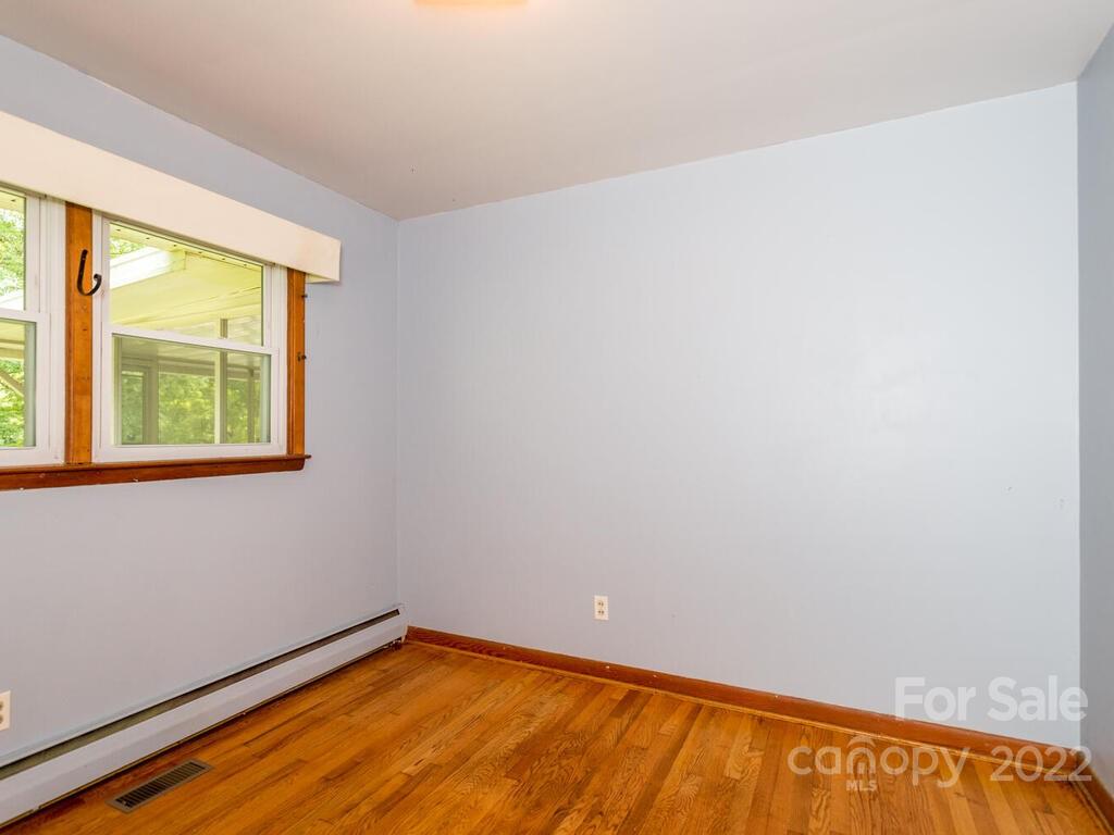 3 Barclay Road Candler, NC 28715 - Photo 29 of 36 Gallery Image 29