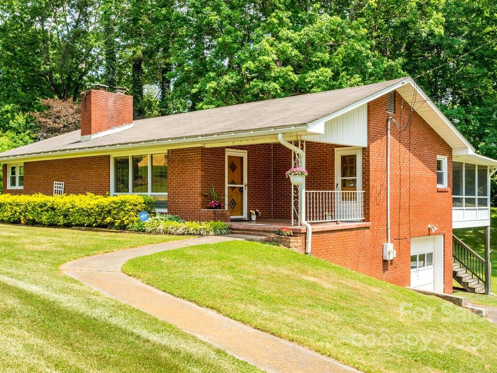 3 Barclay Road Candler, NC 28715 - Photo 32 of 36 Gallery Image 32